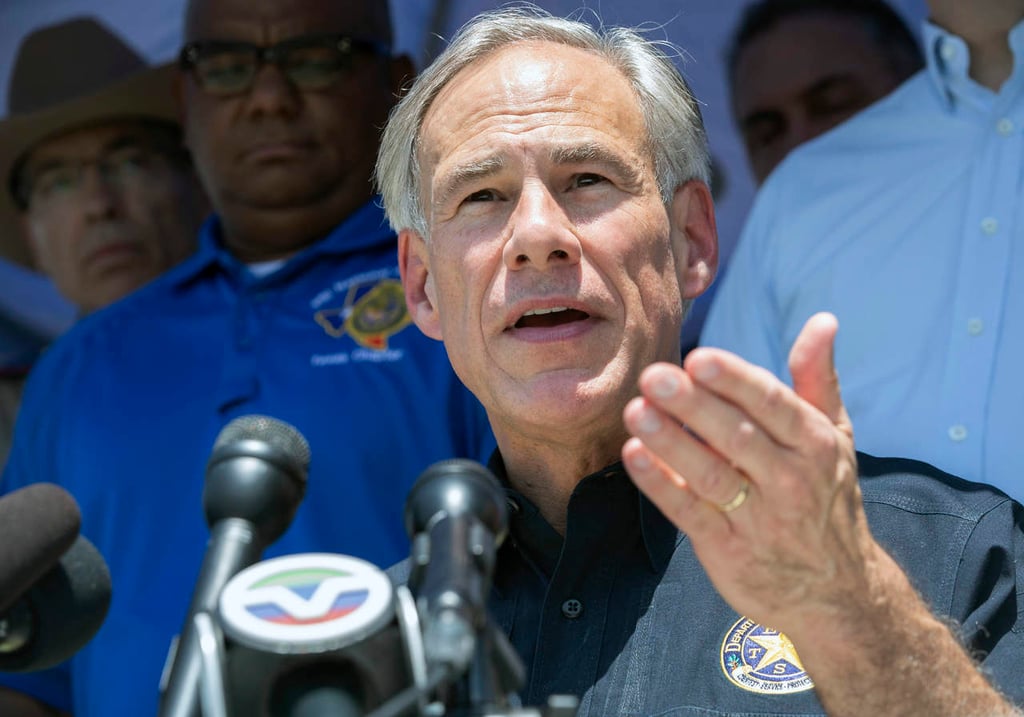 Gobernador de Texas confirma 10 muertos en tiroteo escolar