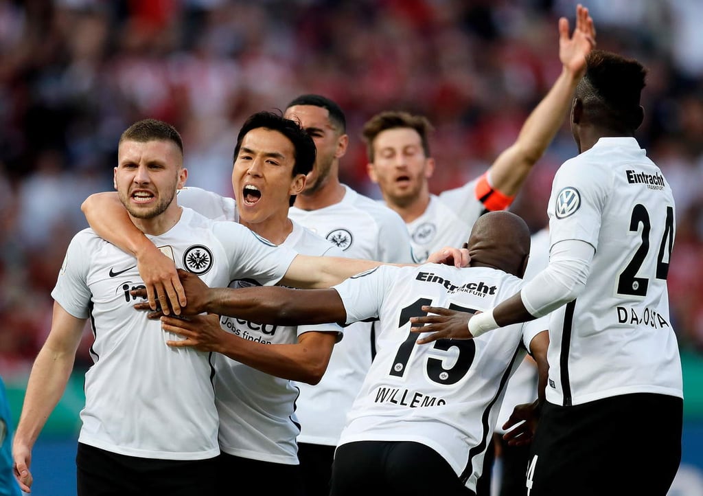 Eintracht Frankfurt de Fabián y Salcedo gana la Copa de Alemania