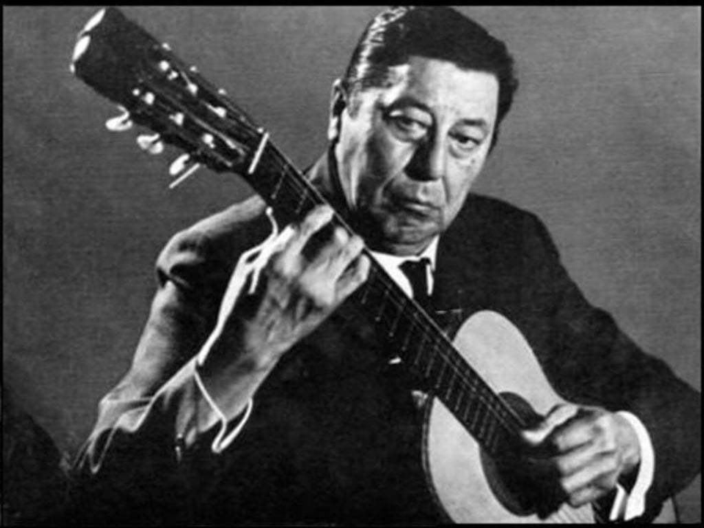 1992: Se extingue la vida de Atahualpa Yupanquí, el más importante músico argentino de folklore