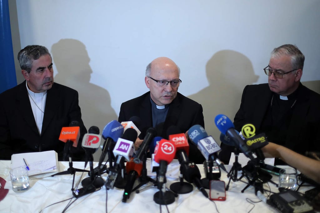Iglesia de Chile suspende a 14 sacerdotes por delitos sexuales