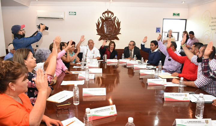Venderá Municipio vehículos 'chatarra'