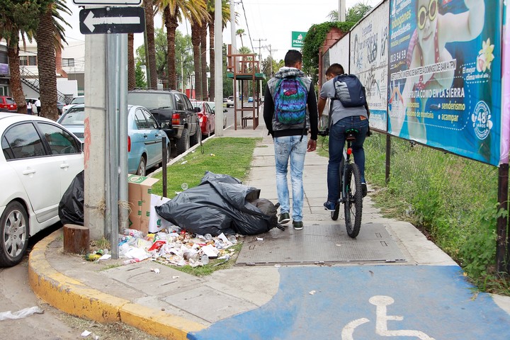 Cada día, 30 mil kilos de basura en la calle
