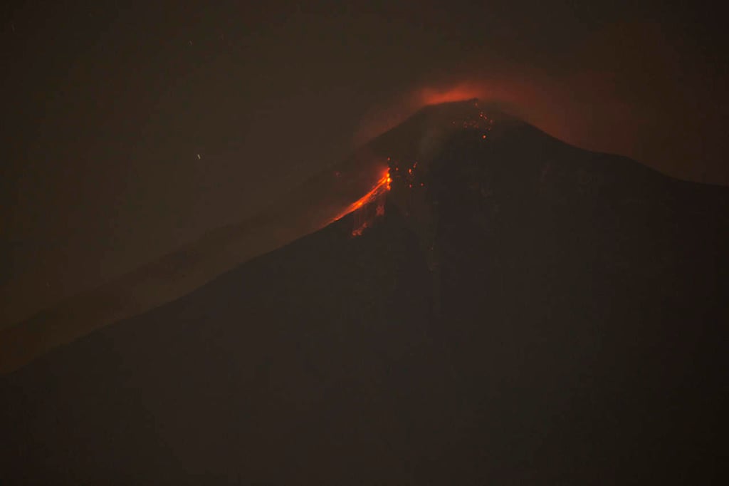 Erupción de Volcán de Fuego es la segunda más violenta en Guatemala