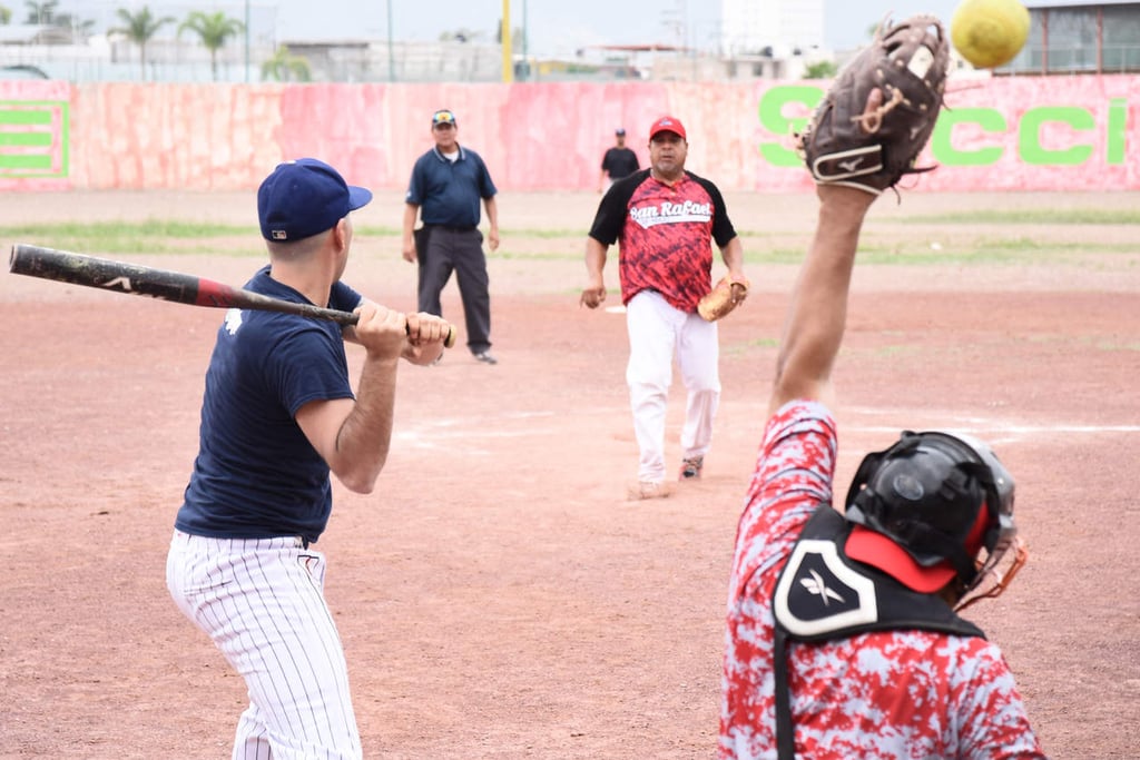 Invitan a torneo 'Relámpago' de softbol