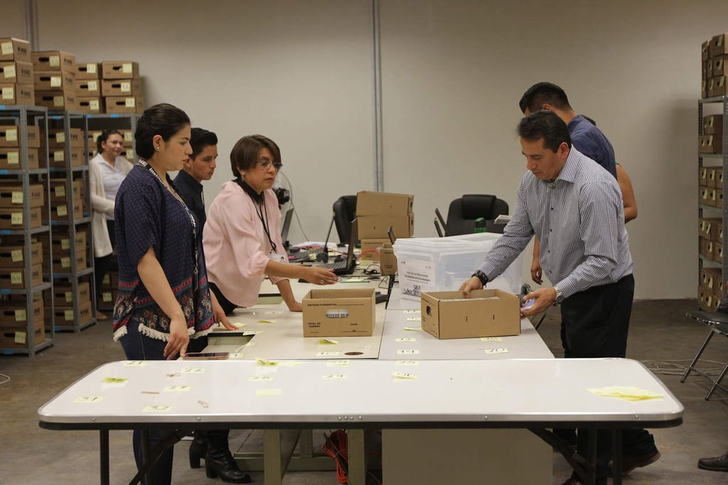 Recibe INE 41 mil 914 paquetes de voto en el extranjero