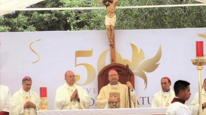Prelatura de El Salto celebra 50 años