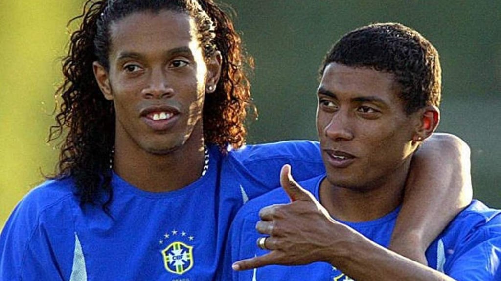 'Fiché por el United porque Ronaldinho iría y me mintió'