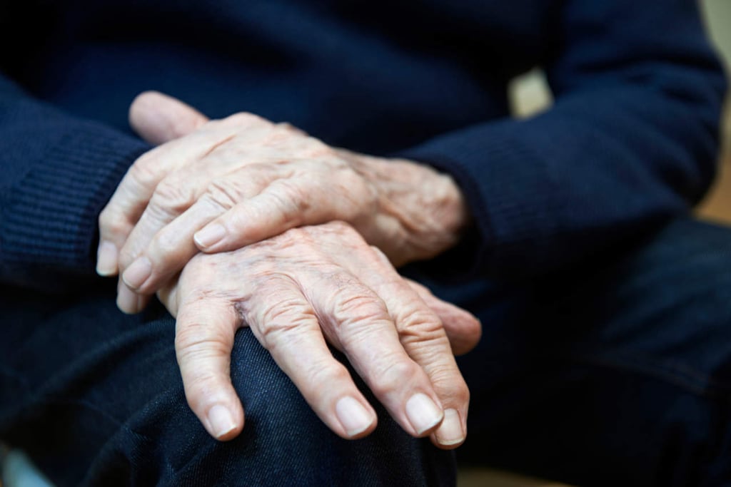 Científicos buscan nuevas estrategias para atender causas del Parkinson