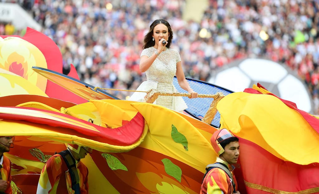 ¿Quién es Aida Garifullina, la cantante que acompañó a Robbie Williams?