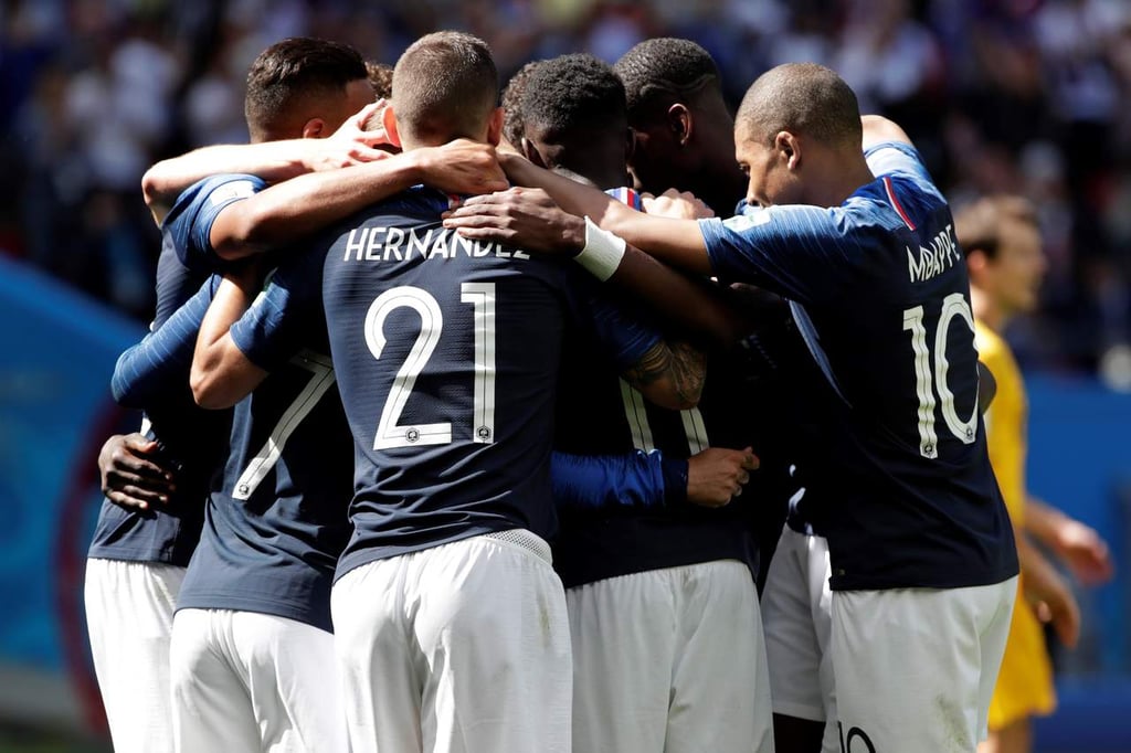 Francia derrota a Australia; utilizan VAR por primera vez en el Mundial