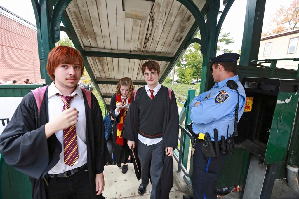 Prohíbe Warner Bros en EU festivales con temática de Harry Potter