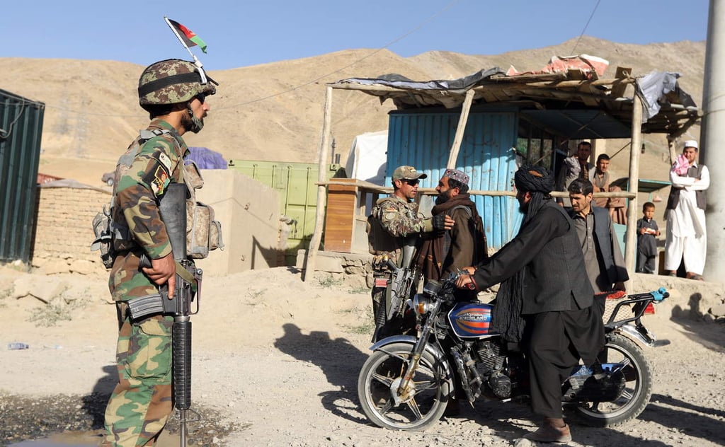 EU apoya alto el fuego en Afganistán y comienzo de diálogos