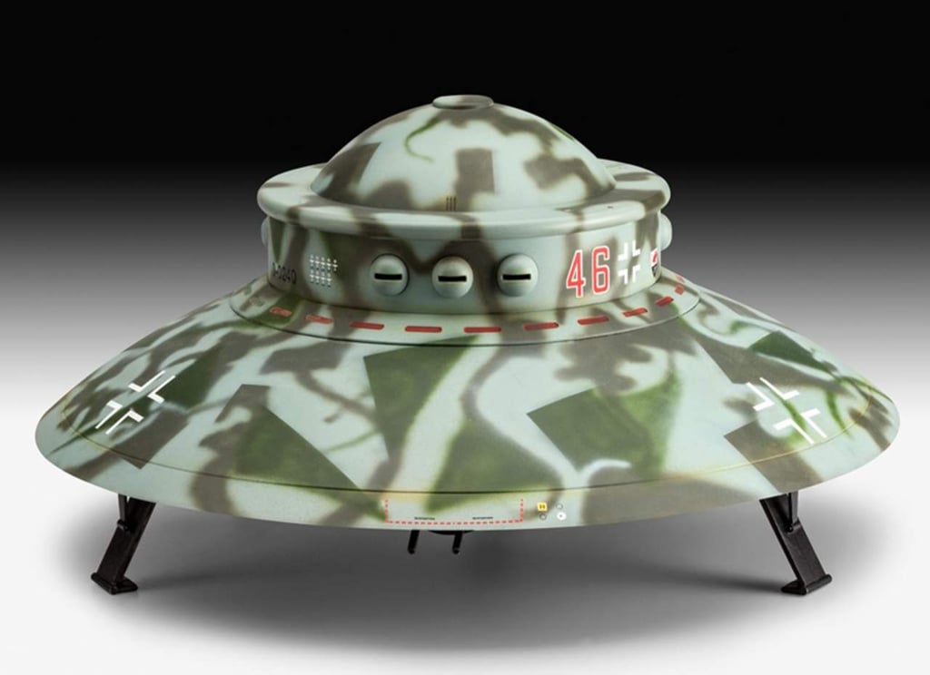 Amazon retira la venta de ‘platillo volador Nazi’ tras polémica