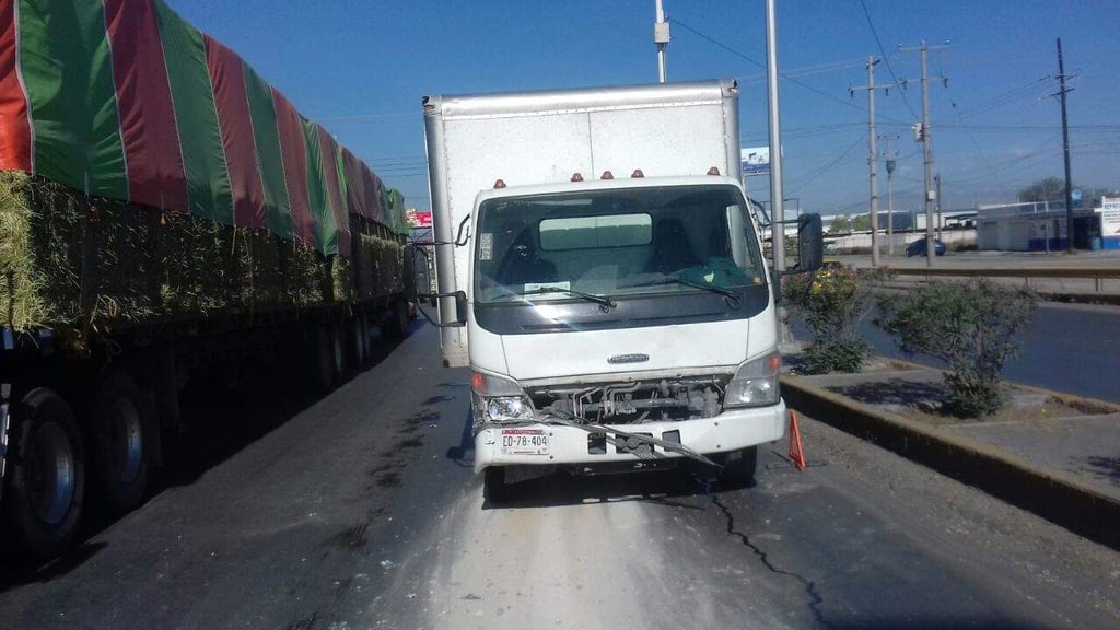 Accidente en Gómez Palacio deja daños por 40 mil pesos