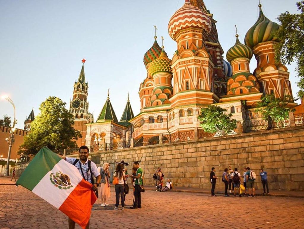 La historia del mexicano que cambió su iPhone X por ver a la Selección en Rusia