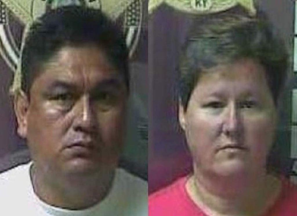 Padres de niña encontrada en una jaula son arrestados