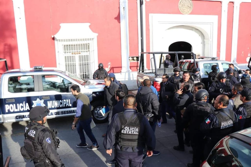 Veinte policías salen libres tras pruebas de confianza en Puebla