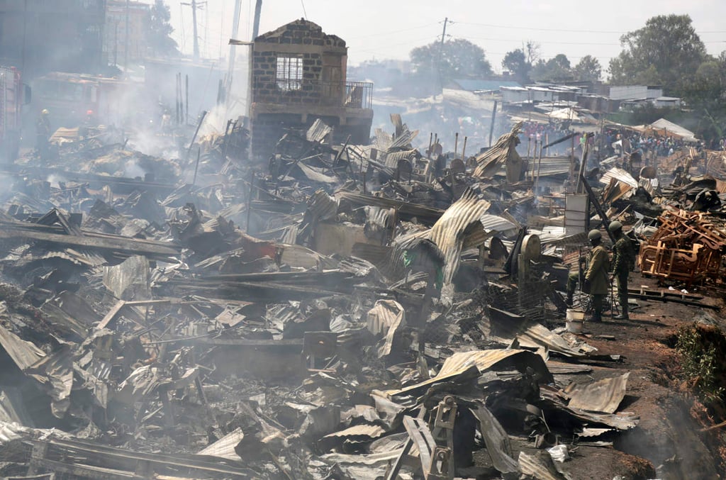 Incendio en mercado de Nairobi deja al menos 15 muertos