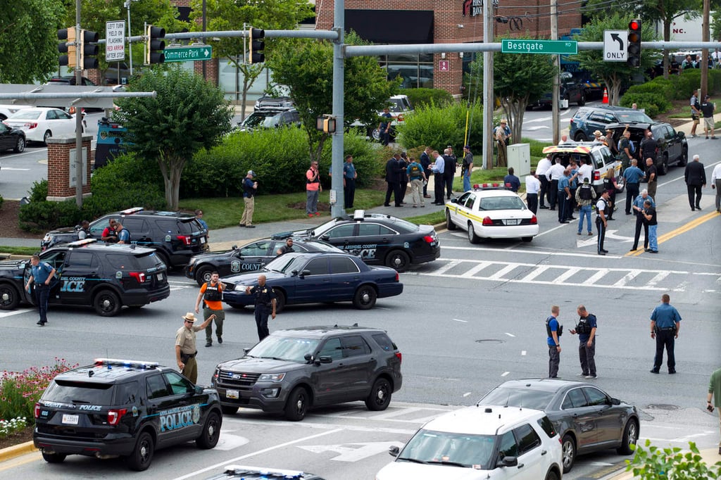Confirman cinco muertos tras tiroteo en periódico de Maryland