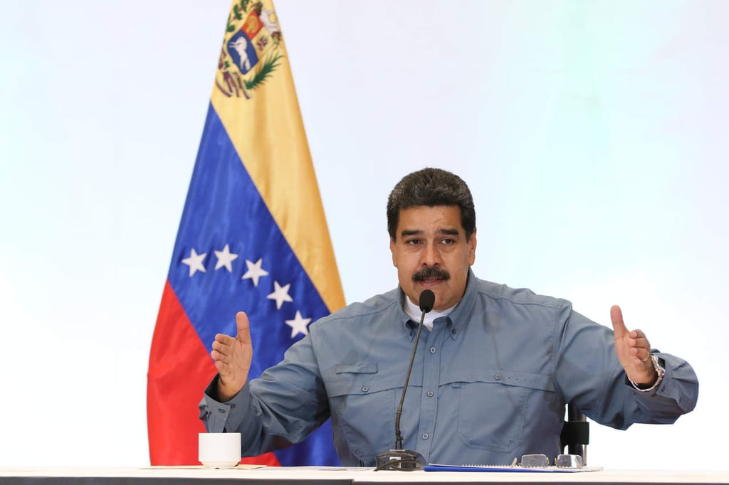 Maduro promete normalizar precios de bienes 'a la buena o a la mala'