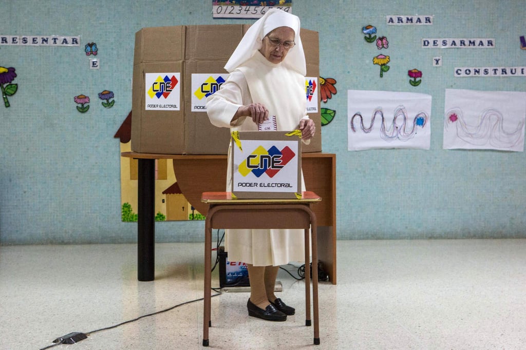 Venezuela convoca elecciones de 4,900 cargos municipales