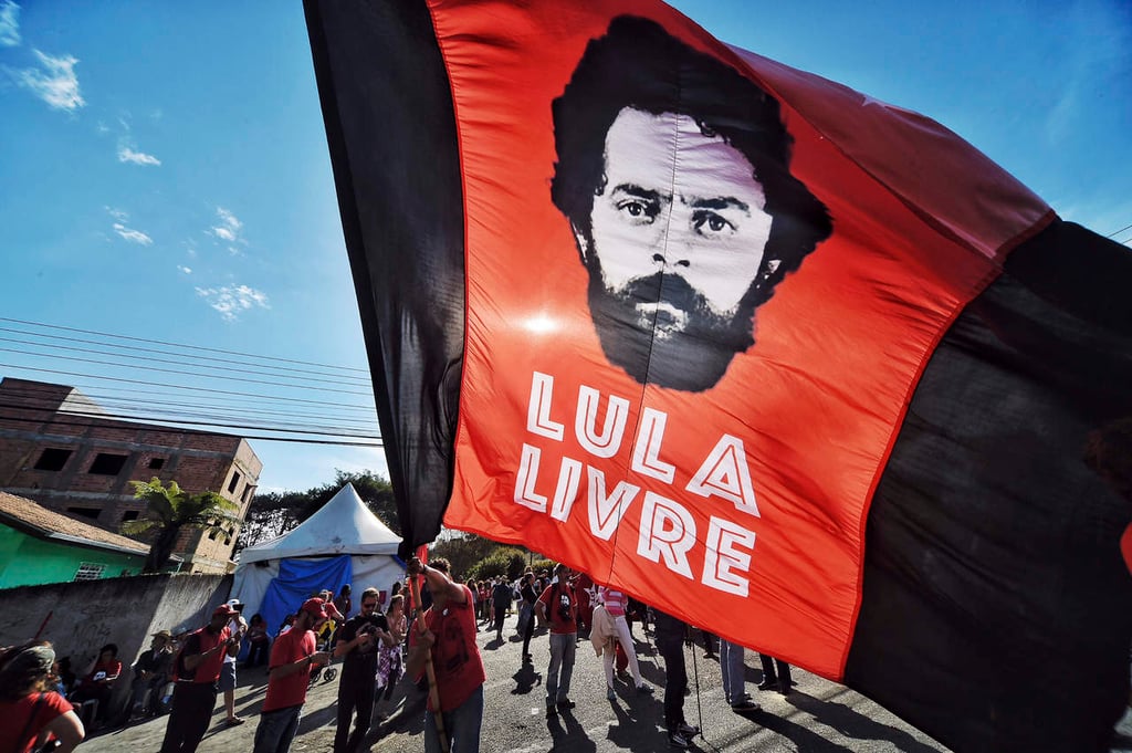 Exige partido de Lula su libertad en calles de Brasil