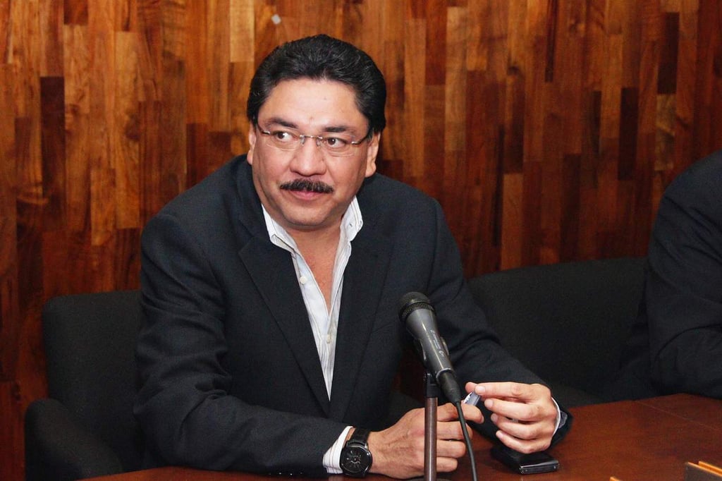 Priistas dirigidos por exgobernador de Oaxaca, exigen nueva dirigencia