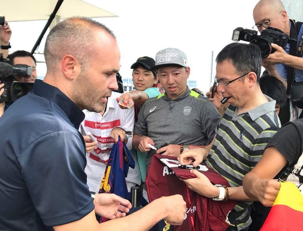 Iniesta llega a Japón y se incorpora al Vissel Kobe