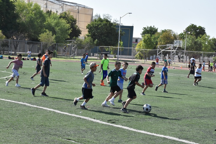 Inicia el curso de verano en diferentes sedes de Gómez Palacio
