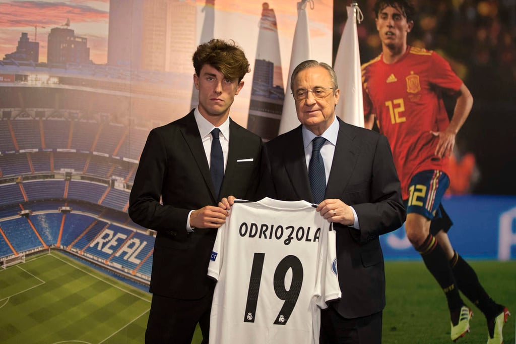 Presentan a Odriozola con el Real Madrid