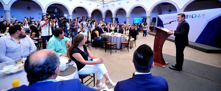 Suman esfuerzos empresarios y Gobierno para desarrollo de Durango