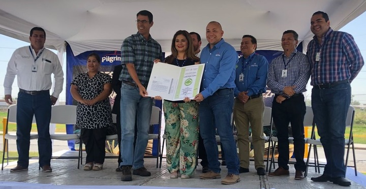 Reconocen a empresas laguneras