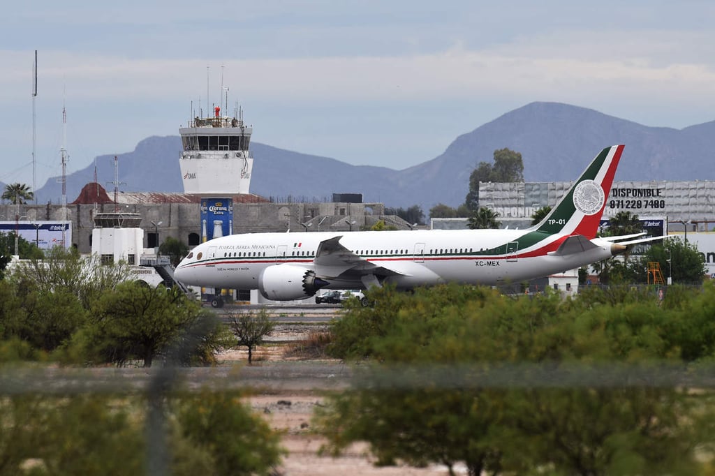 Falla avión presidencial previo a viaje de EPN a Cumbre