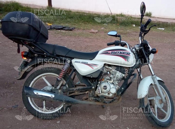 Agentes recuperan moto robada