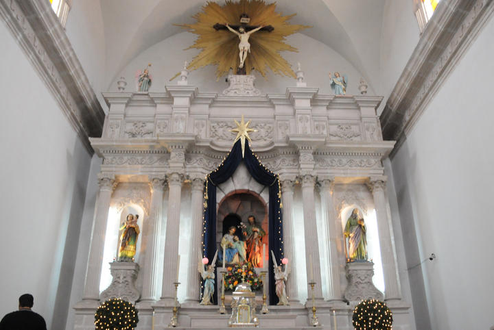 Celebraron fiesta patronal de Santa Ana