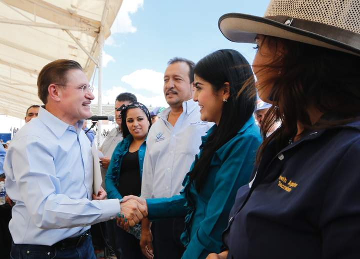 Atención a la mujer, prioridad de este Gobierno: Aispuro