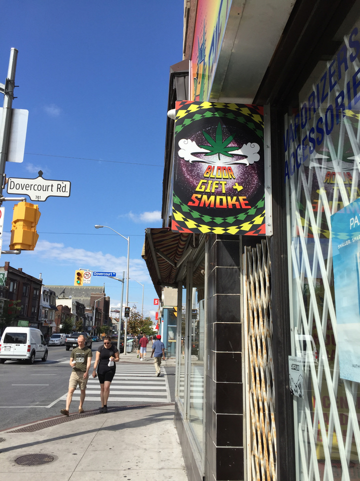 En Canadá, tiendas alistan venta privada de marihuana