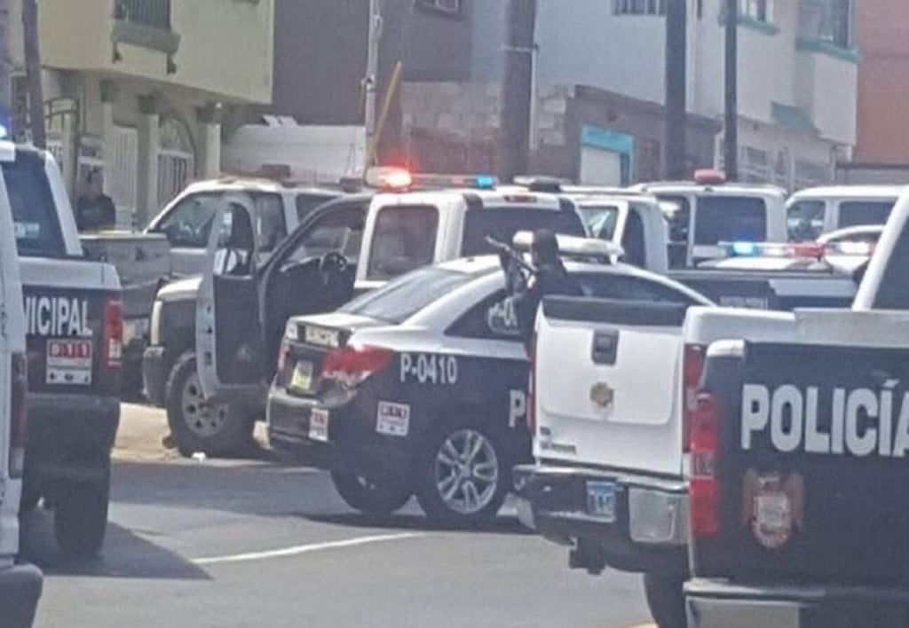 Reportan tiroteo y toma de rehenes en Playas de Tijuana