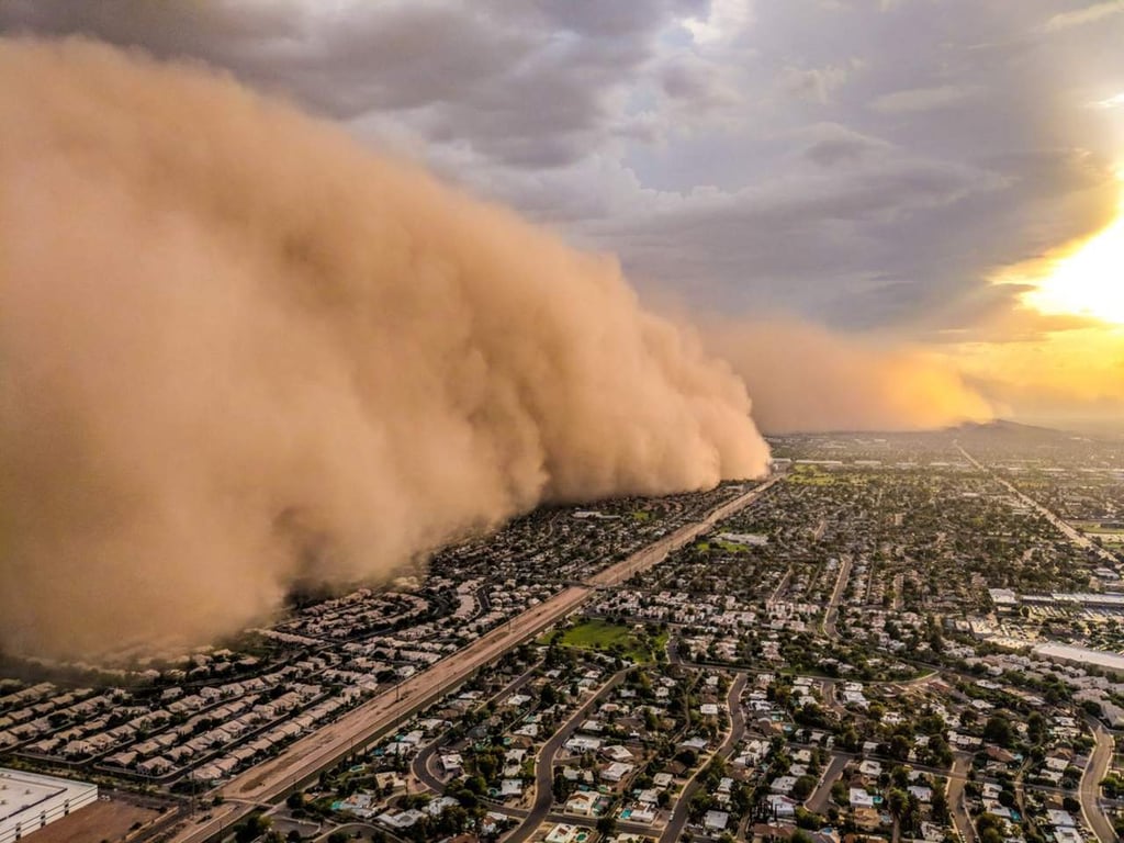Tormenta de arena cubre Arizona