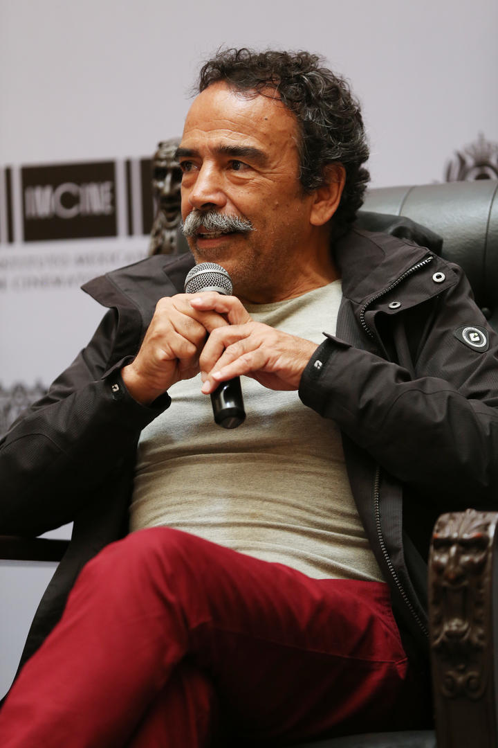 Damián Alcázar, la voz de su gente