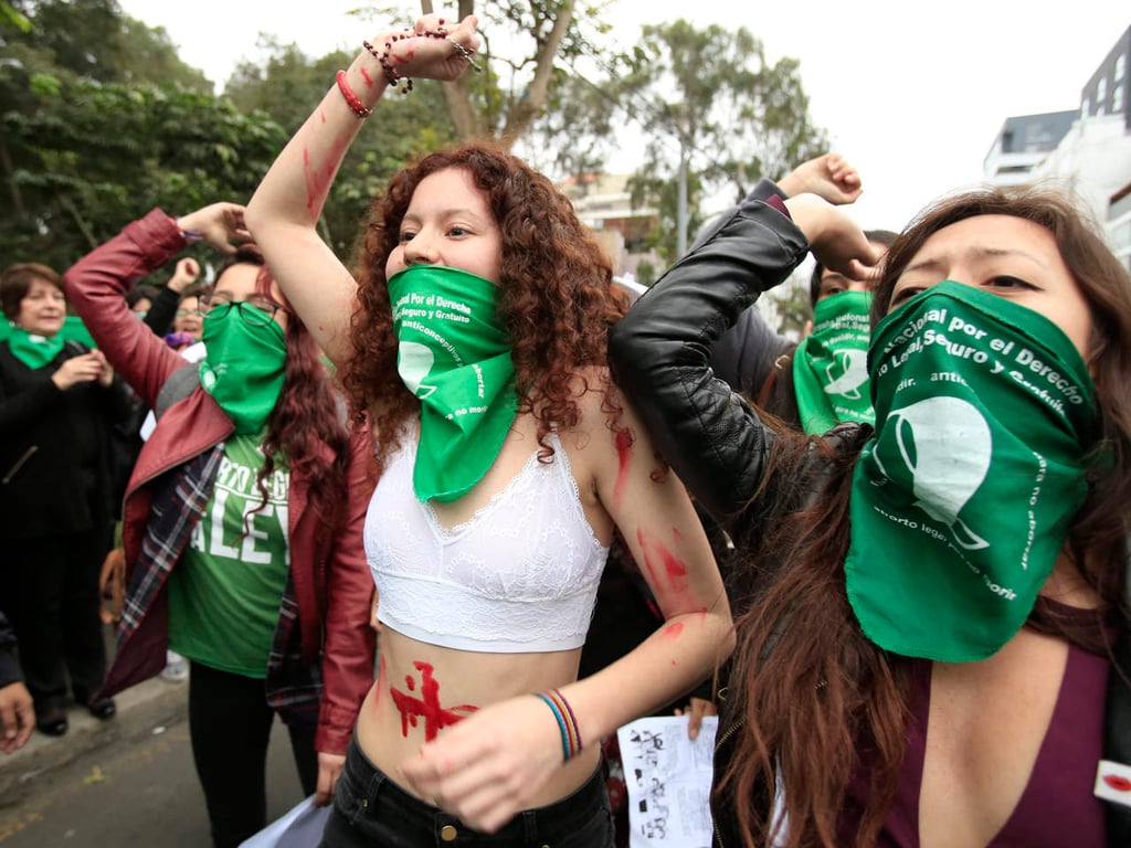 Postergan nuevo debate sobre aborto en Argentina