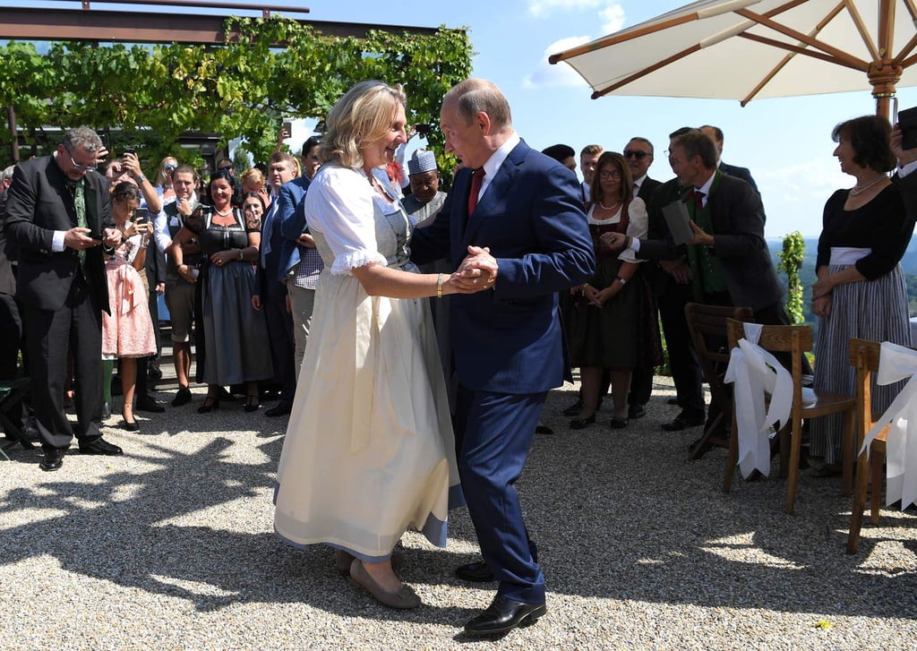 Asiste Putin a boda de ministra austriaca en controvertida visita