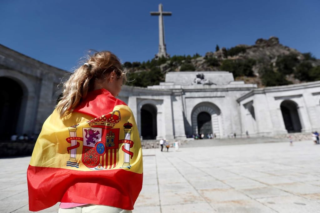Gobierno español aprobará exhumación de restos de Francisco Franco