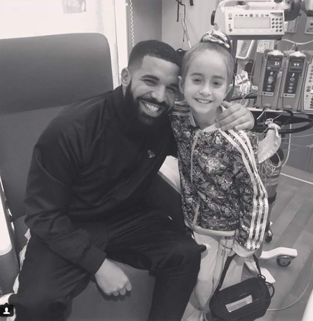 Drake visita a niña hospitalizada que lo invitó a su cumpleaños