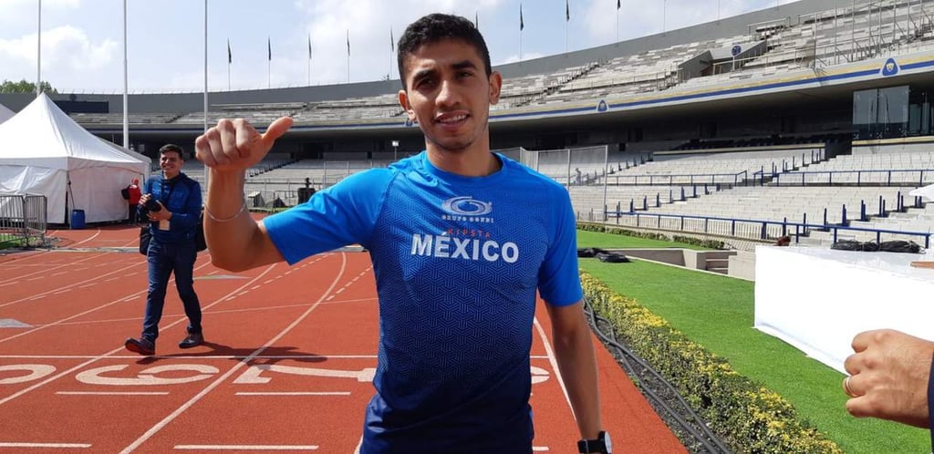 Lagunero, primer mexicano en cruzar meta del maratón CDMX
