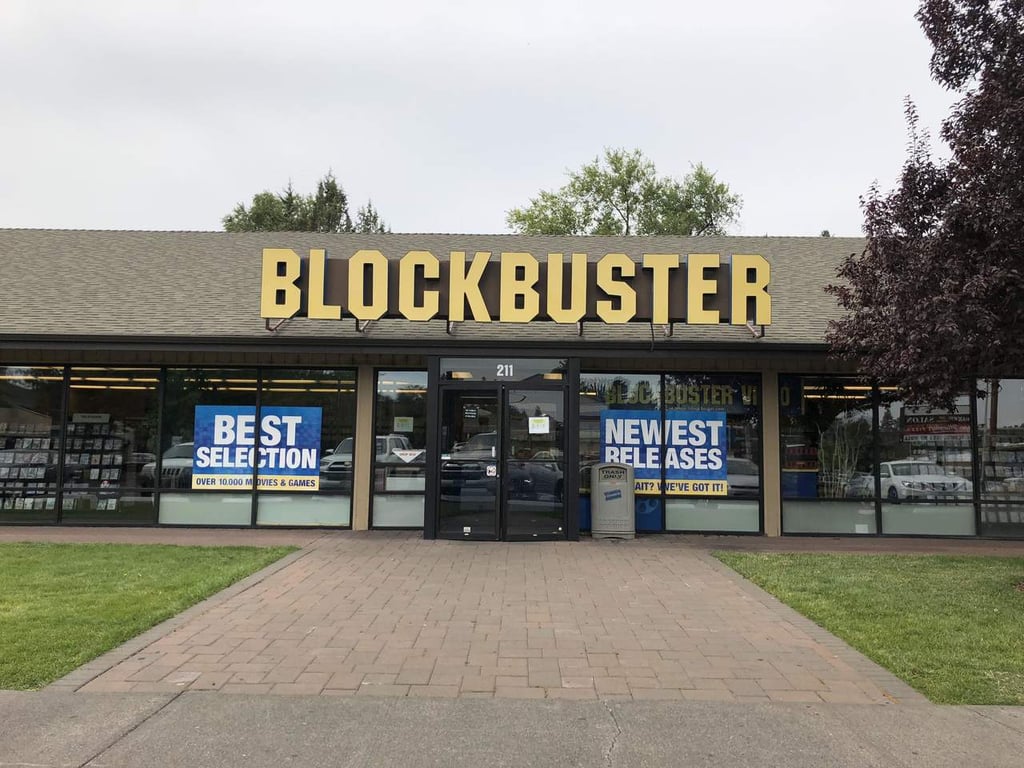 Resiste el último Blockbuster en Estados Unidos