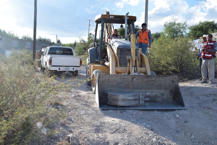 Inician red de drenaje en El Espejo