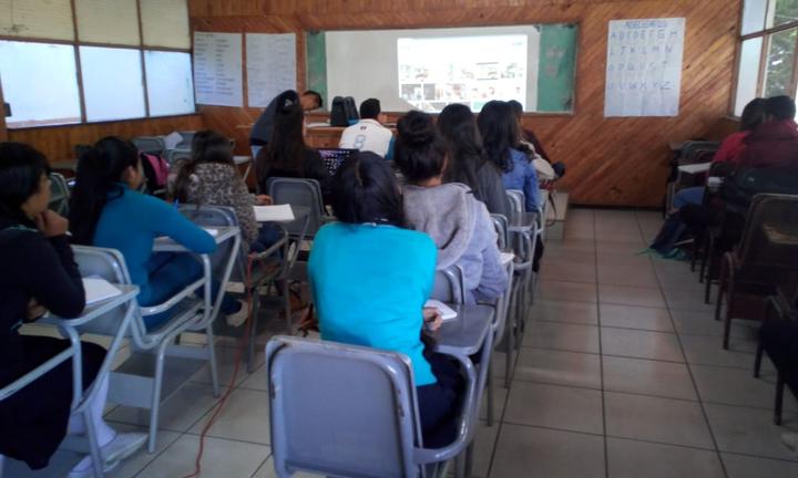 Escuela cumple 75 años en El Salto