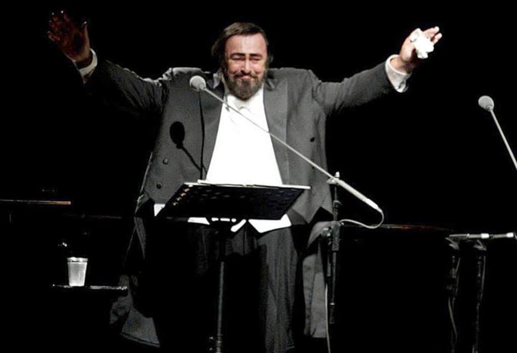 2007: Se extingue la vida de Luciano Pavarotti, importante tenor italiano