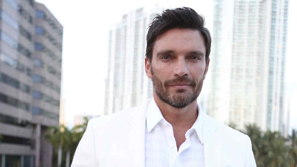 Julián Gil se convierte en un personaje de Los Simpsons